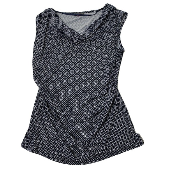 Vince Camuto Tops - Vince Camuto Women’s size Medium Fitted Stretch Geometric‎ Printed Blouse Top